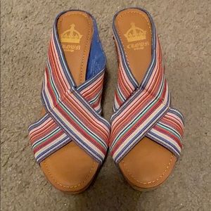 Women’s wedge sandals